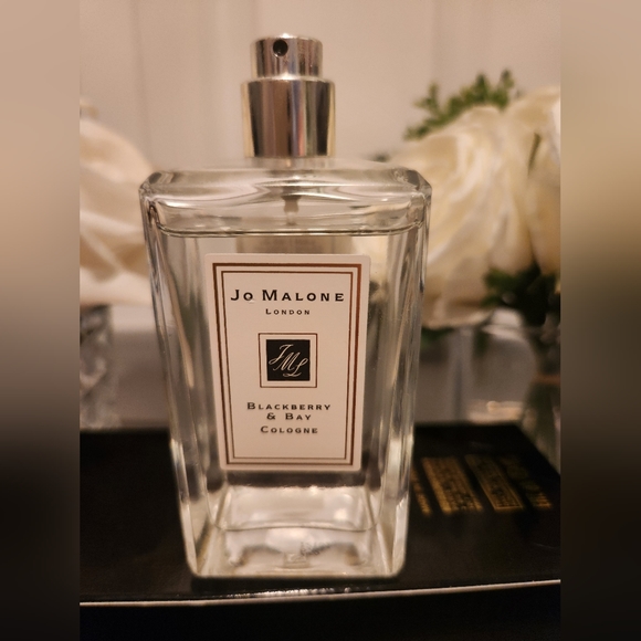 Vintage Blackberry & Bay Cologne Spray by Jo Malone; 100ml / 3.4 fl.oz; May 2012 - Picture 11 of 14